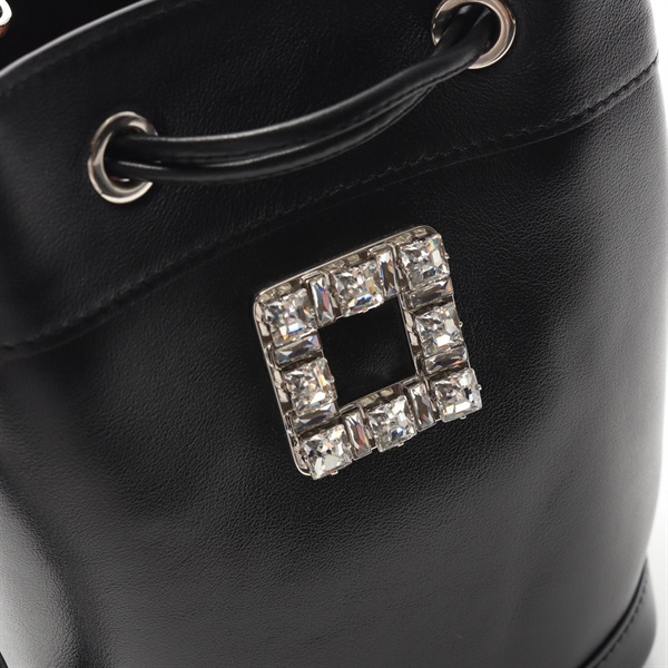 ロジェ ヴィヴィエ(Roger Vivier)ロジェ ヴィヴィエ バケットバッグ 