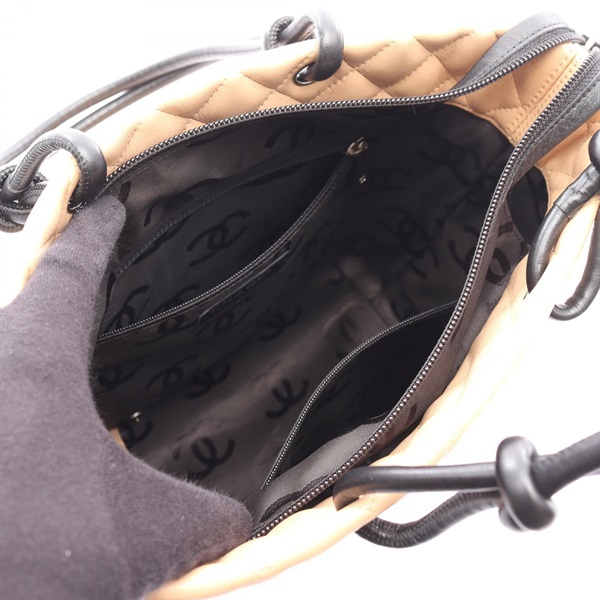 シャネル(CHANEL)シャネル カンボンライン ミディアム トートバッグ