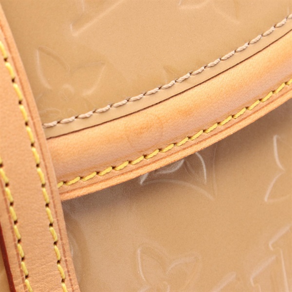 ルイヴィトン ビスケインベイPM モノグラムヴェルニノワゼット ショルダーバッグ ルイ・ヴィトン ビスケインベイPM モノグラムヴェルニ