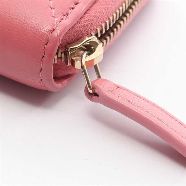 シャネル CHANEL シャネル19 マトラッセ ジップパース ケース 財布 ラムスキン（羊革） レディース ピンク系 【中古】 シャネル(CHANEL)シャネル シャネル19 マトラッセ ジップコインパース