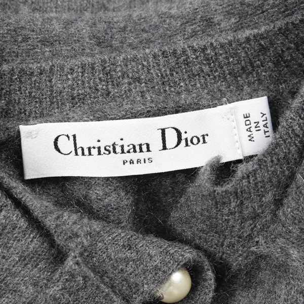 ディオール Dior CDロゴ パールボタン ニット 衣料品 トップス カシミヤ レディース グレー系 354S48AM053 【中古】 ディオール(Dior)ディオール CDロゴ パールボタン ニット 衣料品