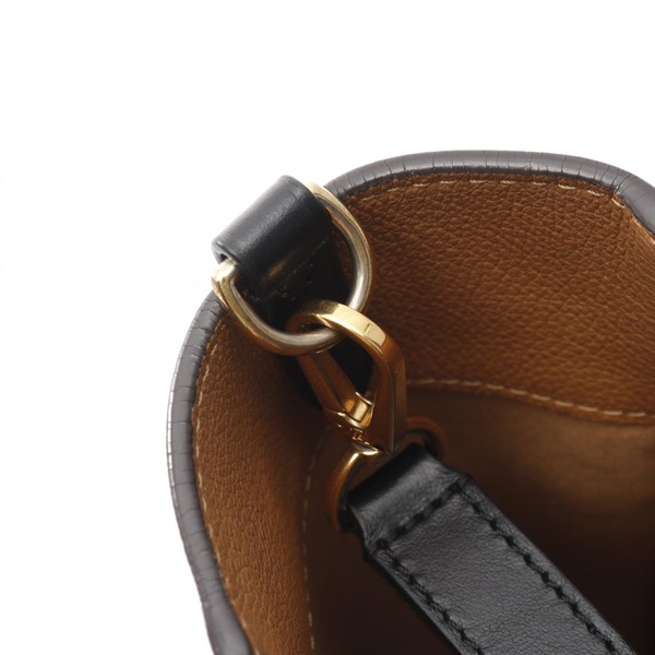 ルイ・ヴィトン(LOUIS VUITTON)ルイ・ヴィトン オンマイサイド MM