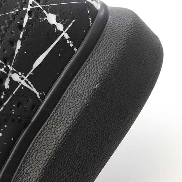 アレキサンダーマックイーン(Alexander McQueen)アレキサンダー