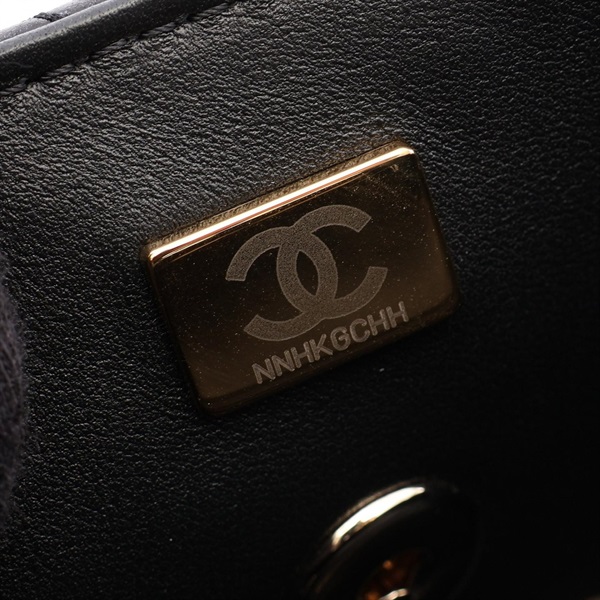 シャネル(CHANEL)シャネル マトラッセ トップハンドル バニティバッグ