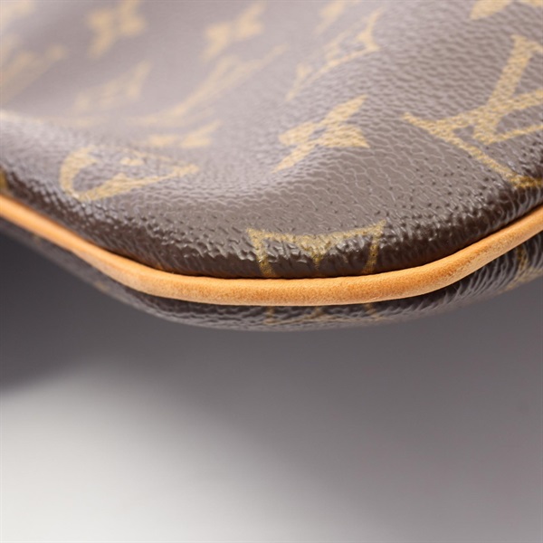 ルイ・ヴィトン(LOUIS VUITTON)ルイ・ヴィトン ポシェットボスフォール