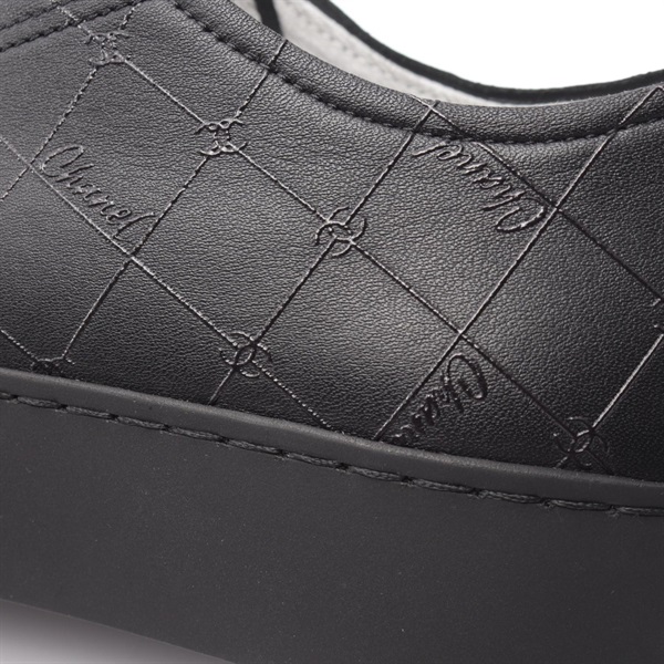 シャネル(CHANEL)シャネル ココマーク マトラッセ スニーカー 靴