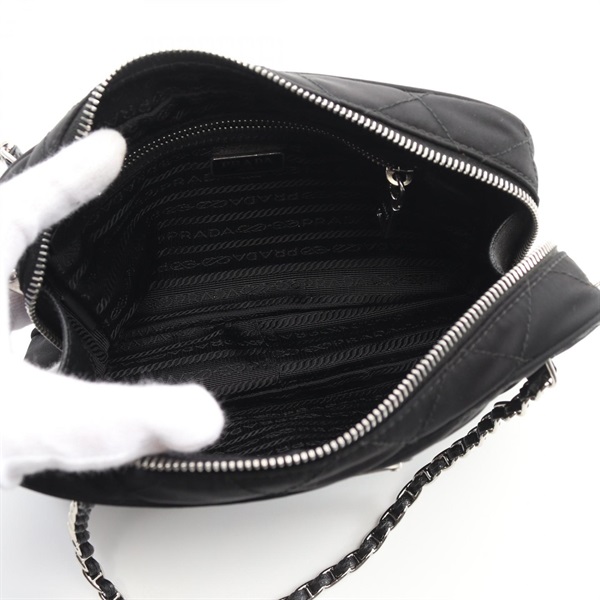 プラダ PRADA Tessuto Sport PRUGNA ハンドバッグ プラダ PRADA Tessuto Sport PRUGNA ハンドバッグ