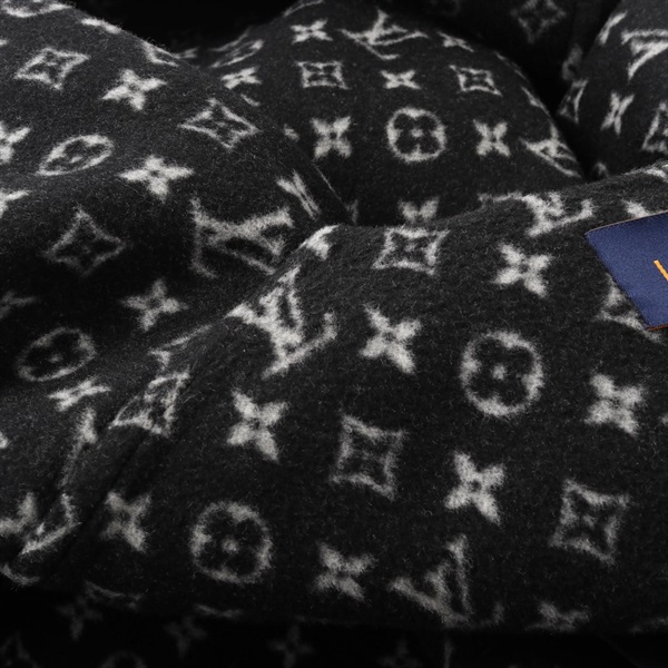 ルイ・ヴィトン(LOUIS VUITTON)ルイ・ヴィトン フーデッドラップコート