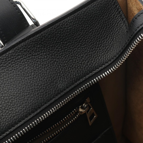 ロエベ(LOEWE)ロエベ BUCKLE ZIP TOTE バックルジッパー トートバッグ