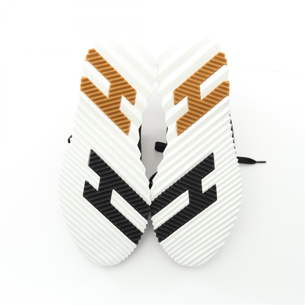 ［新品未開封］エルメス チャライジングバーム エルメス】未開封モイスチャライジング フェイス＆ボディ バーム 未