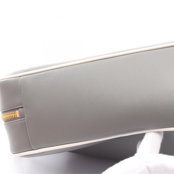 ミュウ ミュウ(Miu Miu)ミュウ ミュウ レザー ボー バッグ ラージ