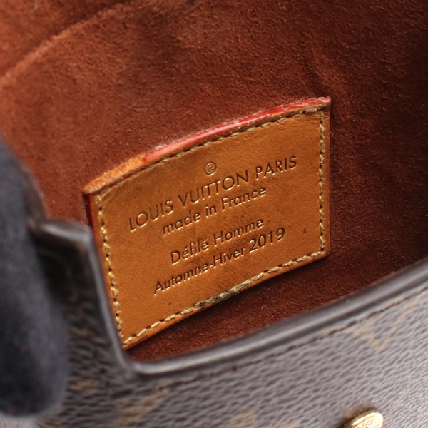 ルイ・ヴィトン(LOUIS VUITTON)ルイ・ヴィトン ボックス フォンケース