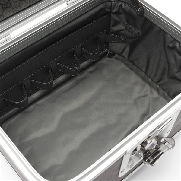 グッチ(GUCCI)グッチ ビューティーケース GGスプリーム