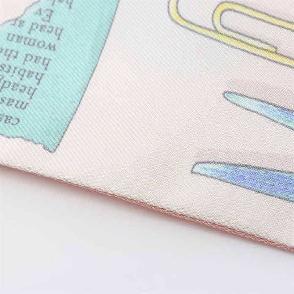 エルメス(HERMES)エルメス ツイリー IN THE POCKET スカーフ 衣料品
