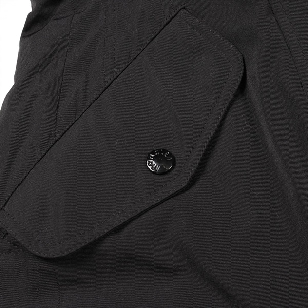 モンクレール(MONCLER)モンクレール MONTICOLE ダウンジャケット 衣料