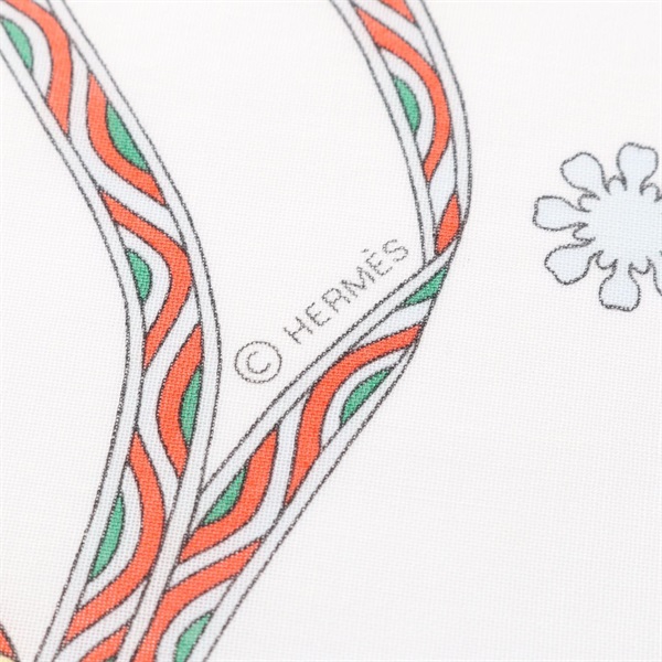 エルメス(HERMES)エルメス プチカレ カレ45 Le Sacre de l'Hiver