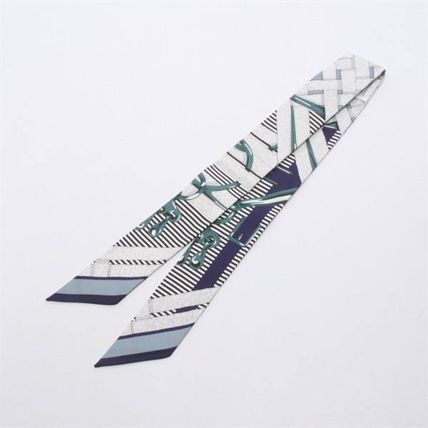 美品　エルメス　ツイリー　Mors a jouets chemise スカーフ エルメス(HERMES)エルメス ツイリー Mors a jouets chemise スカーフ