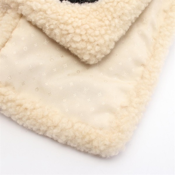 ルイヴィトン エシャルプ シャーリングラム シープレザー マフラー M76452 ルイヴィトン エシャルプ シャーリングラム シープレザー