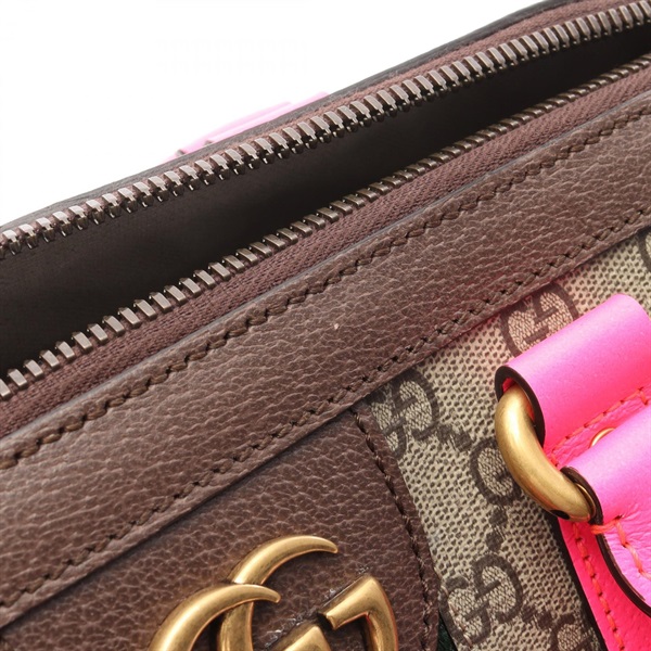グッチ(GUCCI)グッチ ミディアム ダッフルバッグ GGスプリーム