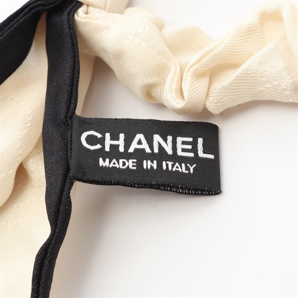 シャネル(CHANEL)シャネル カメリア シュシュ ヘアアクセサリー その他