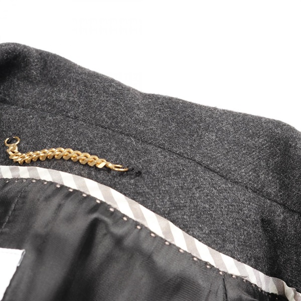 【希少・定価14万超‼️新品】モスキーノ フラワー付ジャケット イタリア製 希少・定価14万超‼️新品】モスキーノ フラワー付ジャケット