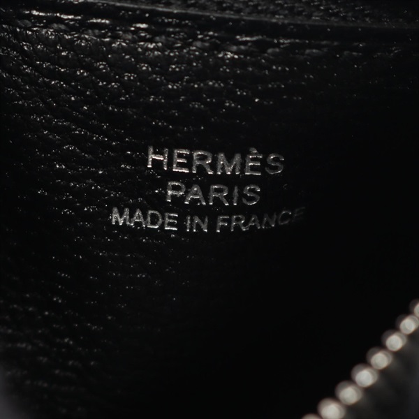 エルメス　HERMES　ボリード　シャーク　チャーム　新品未使用　黒 miho_h23 @hermes Bolide Shark Charm🦈🖤🍊 何とも言えないお顔と想像