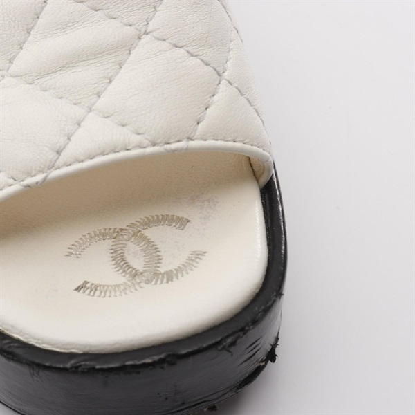 シャネル(CHANEL)シャネル マトラッセ ココマーク サンダル 靴