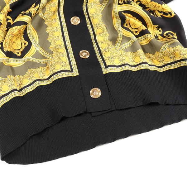 【極美品】 ヴェルサーチ VERSACE メデューサ 金ボタン カーディガン ヴェルサーチ(VERSACE)ヴェルサーチ メデューサボタン カーディガン