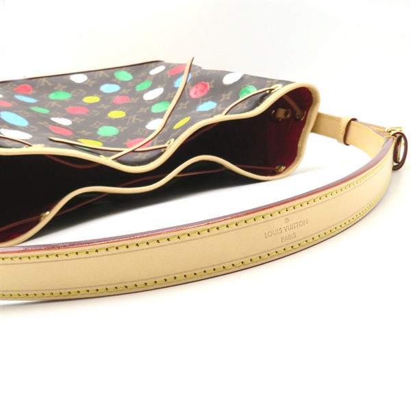 ルイ・ヴィトン(LOUIS VUITTON)ルイ・ヴィトン LV x YK ノエ 草間彌生