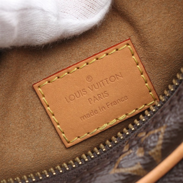 ルイ・ヴィトン(LOUIS VUITTON)ルイ・ヴィトン ループ モノグラム