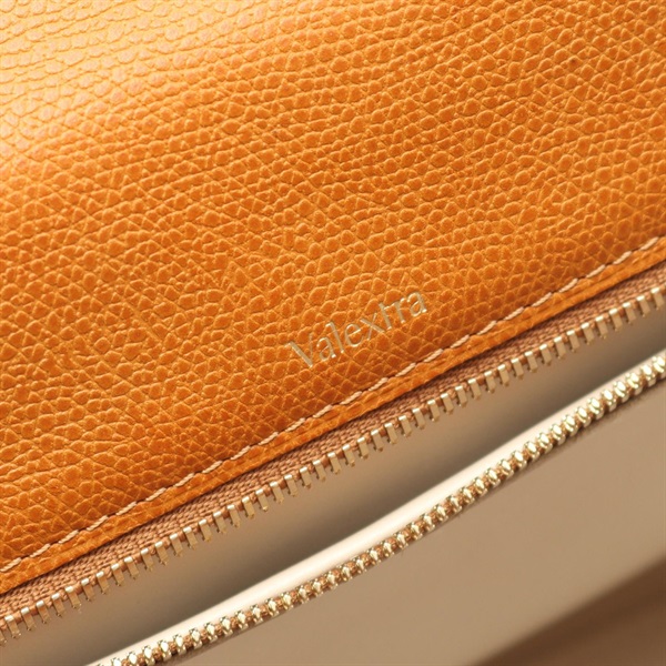 ヴァレクストラ(Valextra)ヴァレクストラ ミディアム イジィデ  