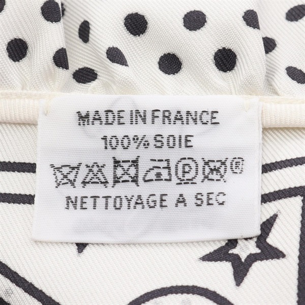 エルメス(HERMES)エルメス カレ70 BRIDES de GALA Bandana フリル