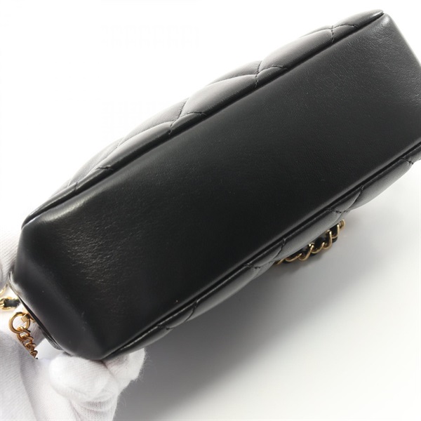シャネル(CHANEL)シャネル マトラッセ ミニカメラバッグ ショルダー