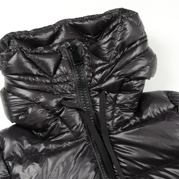 モンクレール(MONCLER)モンクレール SUYEN ダウンジャケット 衣料品