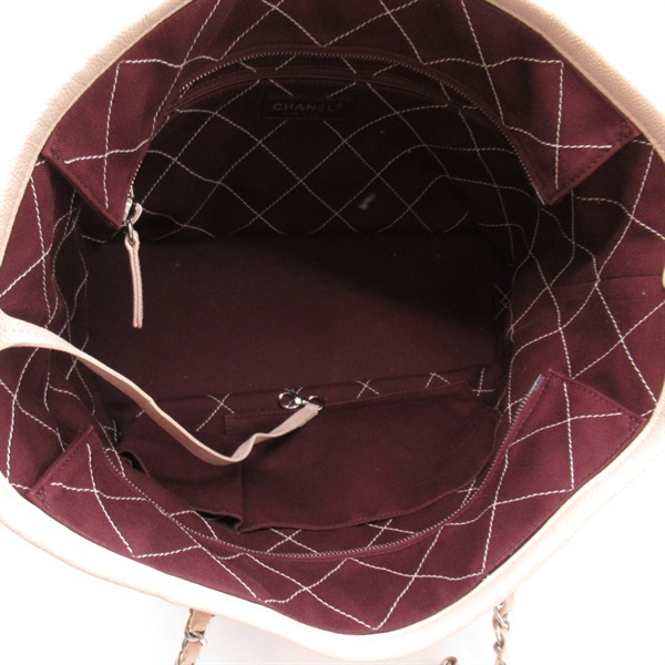 ノベルティ　CHANEL チェーン　財布　バッグ 携帯も入る♪お財布一体型！】CHANEL チェーンウォレット (CHANEL