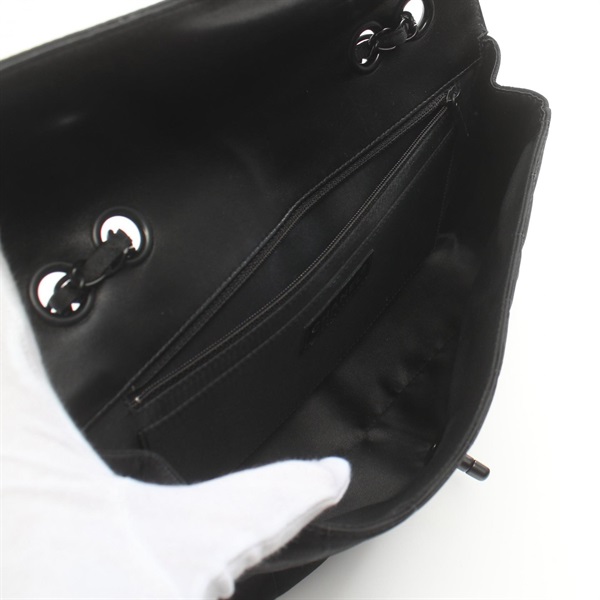 シャネル(CHANEL)シャネル ニュートラベルライン ショルダーバッグ