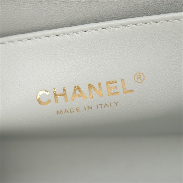 新品未使用　シワあり　75600円　CHANEL マトラッセ　ユーロ企画 シャネル(CHANEL)のアイテムをオンラインで買うなら｜ギャラリーレア
