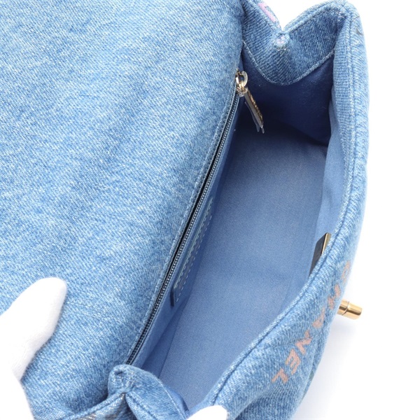 シャネル(CHANEL)シャネル マトラッセ スモール フラップバッグ