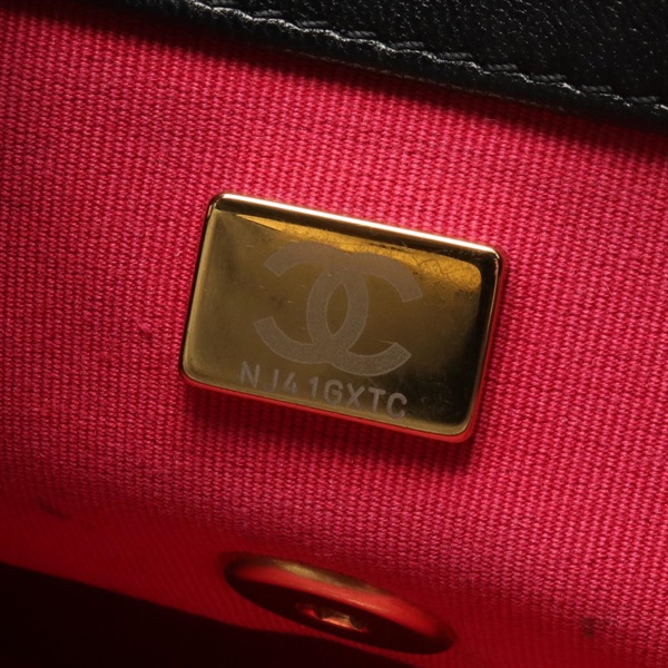 シャネル(CHANEL)シャネル マトラッセ ハートロック ショルダー