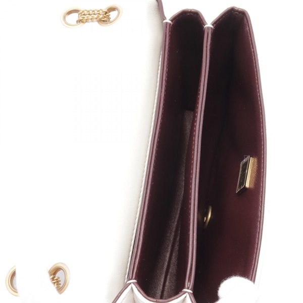 VINTAGE CHANEL 大判シルクスカーフ マトラッセ フラップバッグ VINTAGE CHANEL 大判シルクスカーフ マトラッセ フラップバッグ 赤