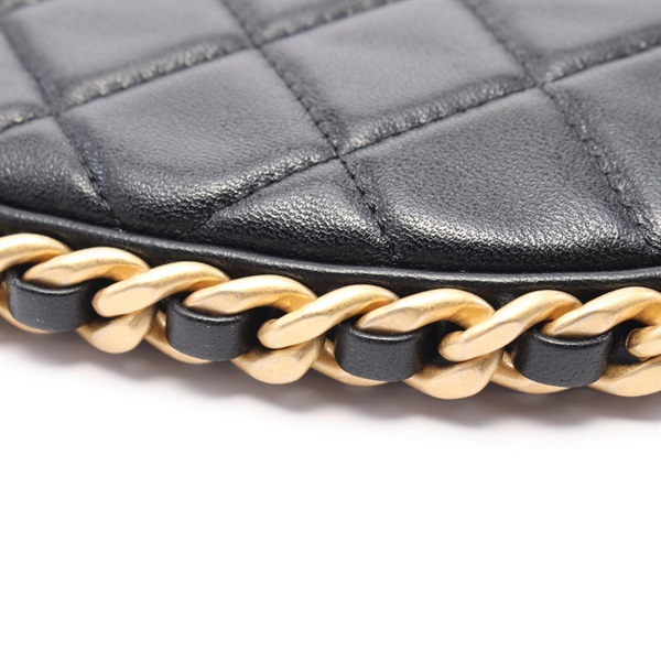 CHANELマトラッセショルダーバッグ 入手困難☆》CHANEL ミニラムマトラッセ ブラック 黒 (CHANEL