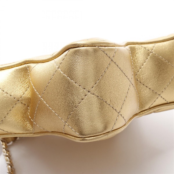 シャネル(CHANEL)シャネル マトラッセ 星型 ショルダーバッグ バッグ