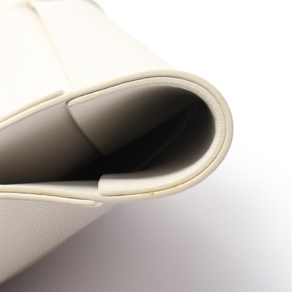 ボッテガヴェネタ(BOTTEGA VENETA)ボッテガヴェネタ カセット ラージ