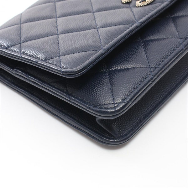 シャネル(CHANEL)シャネル マトラッセ チェーンウォレット