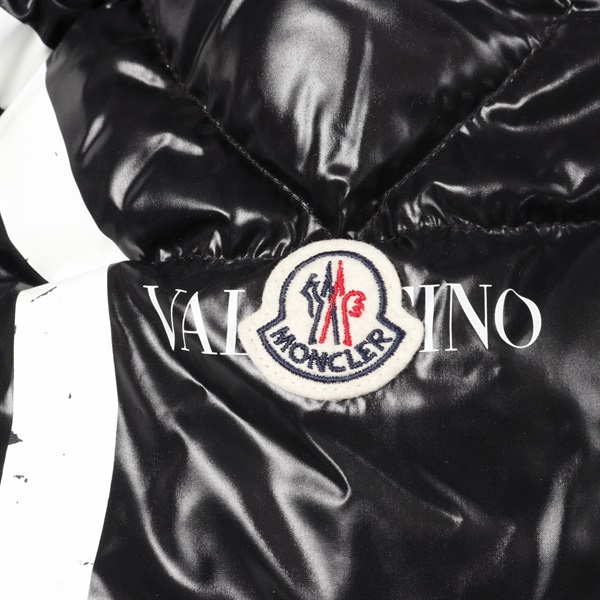 ヴァレンチノ(Valentino)ヴァレンチノ ダウンジャケット ダウン