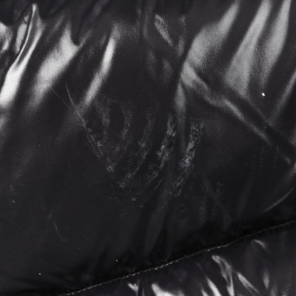 50% OFF【状態良】▪️VALENTINO▪️ヴァレンティノ▪️ダウンジャケット▪️ レザーパッチ Vロゴ シグネチャー ナイロン製フード付きダウン