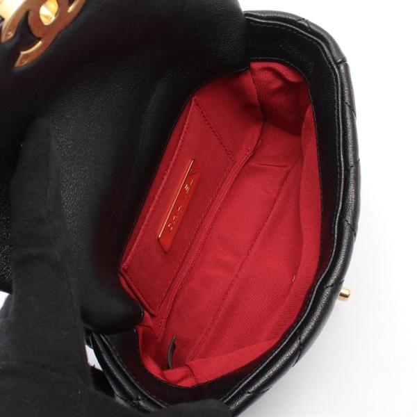 シャネル(CHANEL)シャネル CHANEL19 マトラッセ ウエストバッグ バッグ