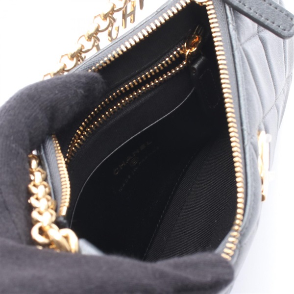 シャネル(CHANEL)シャネル マトラッセ ココマーク ショルダーバッグ