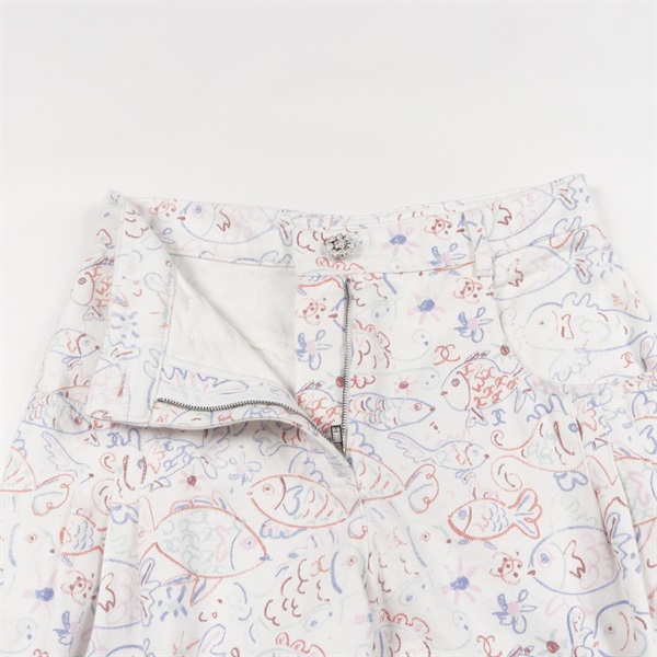 シャネル CHANEL マリンプリント ウォッシュドジーンズ デニムパンツ 衣料品 ボトムス コットン レディース ホワイト系 / マルチカラー 【中古】 シャネル CHANEL マリンプリント ウォッシュドジーンズ デニムパンツ