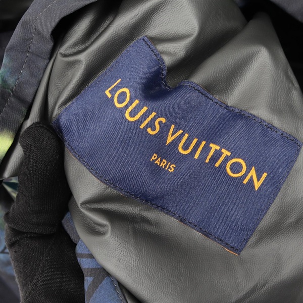 ☆開店セール☆ レア品 使用一日 美品 ルイヴィトン マウンテンパーカー① ルイ・ヴィトン(LOUIS VUITTON)ルイ・ヴィトン モノグラムタイダイ